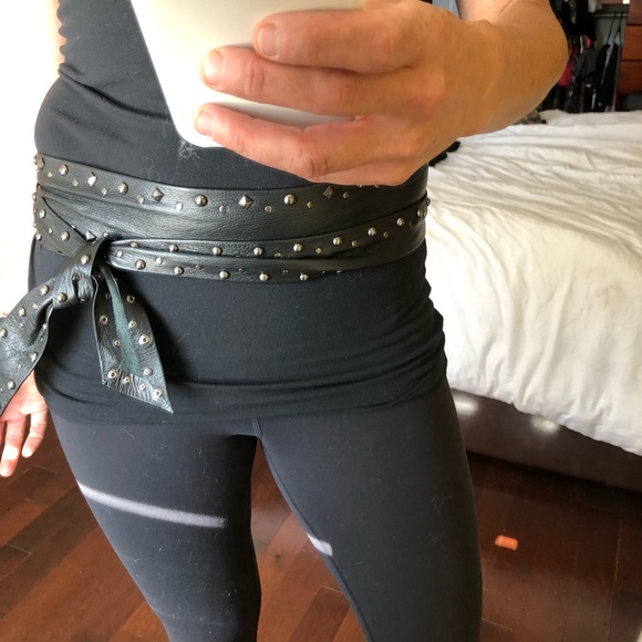 John John Leather Belt - Picture 3 of 9